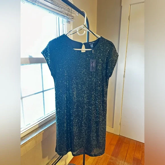 Forest green, mini sequin dress, cable & gauge